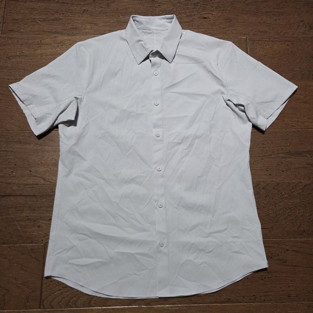 Lululemon Airing Easy Shirt Men’s XL Gray White Woven Air Short Sleeve Button Up